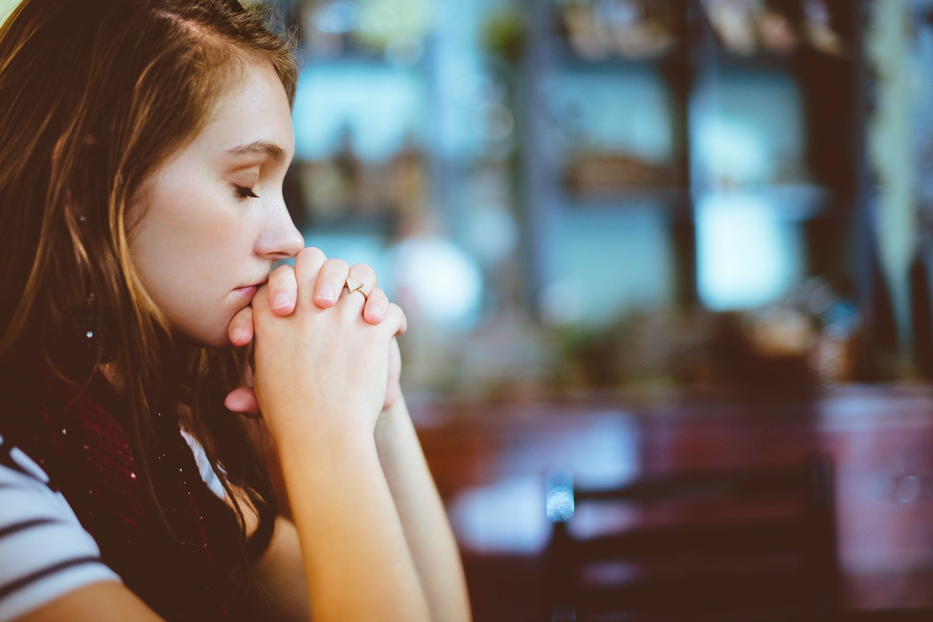 Woman-Praying.jpg